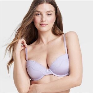 Women's Lavender Lace Bra